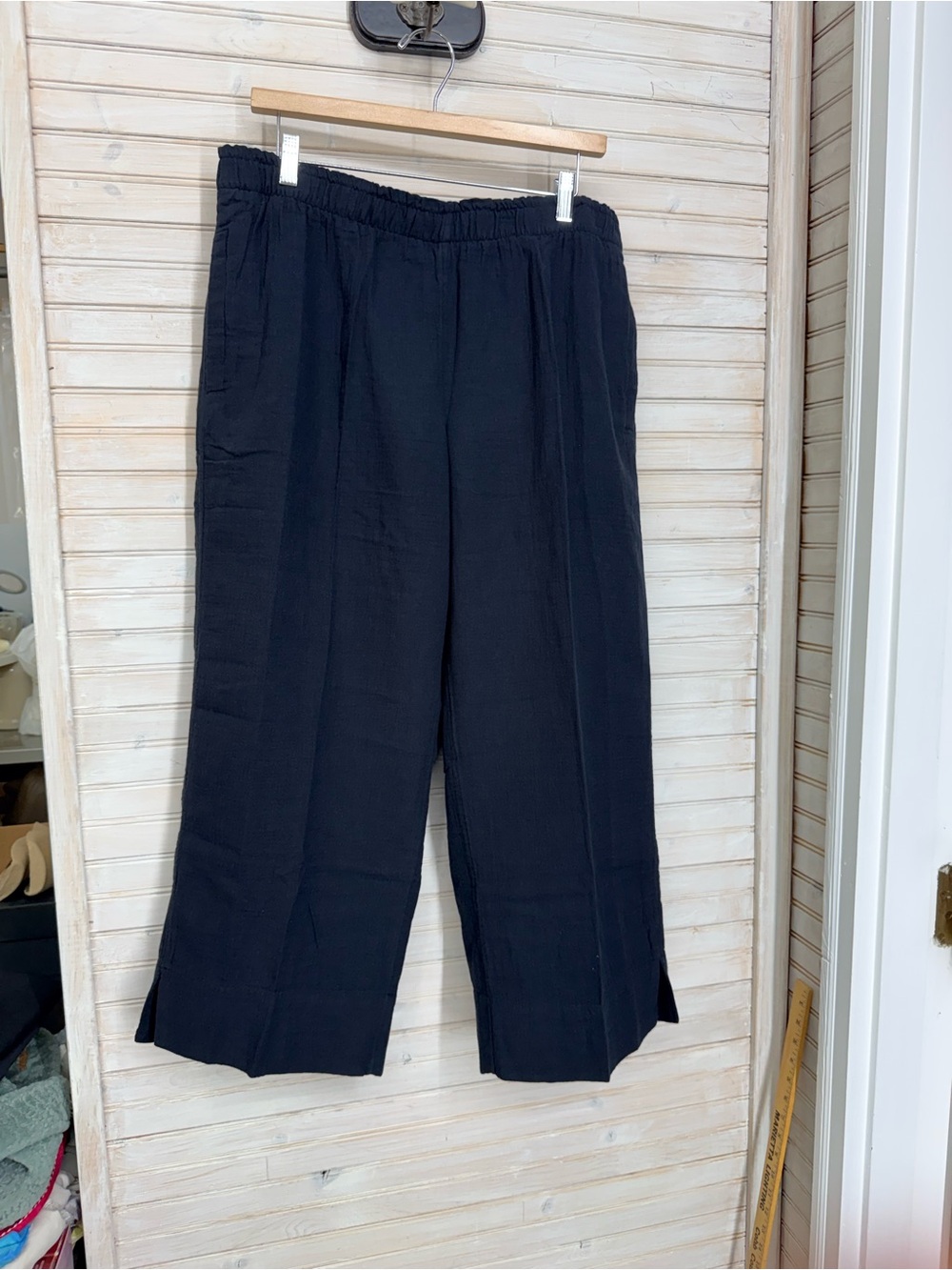 Coldwater Creek Women’s L Black Cotton Elastic-Waist Wide-Leg Crop Pants